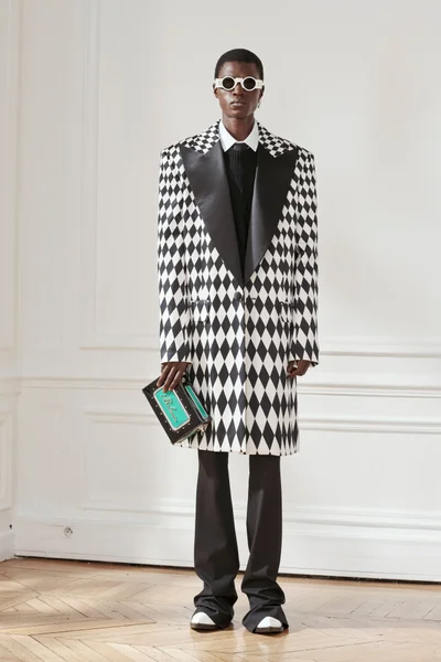 Look 1